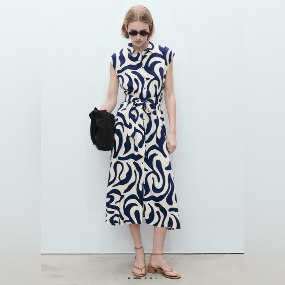 NWT MANGO
Women's Belt Printed Shirt Dress